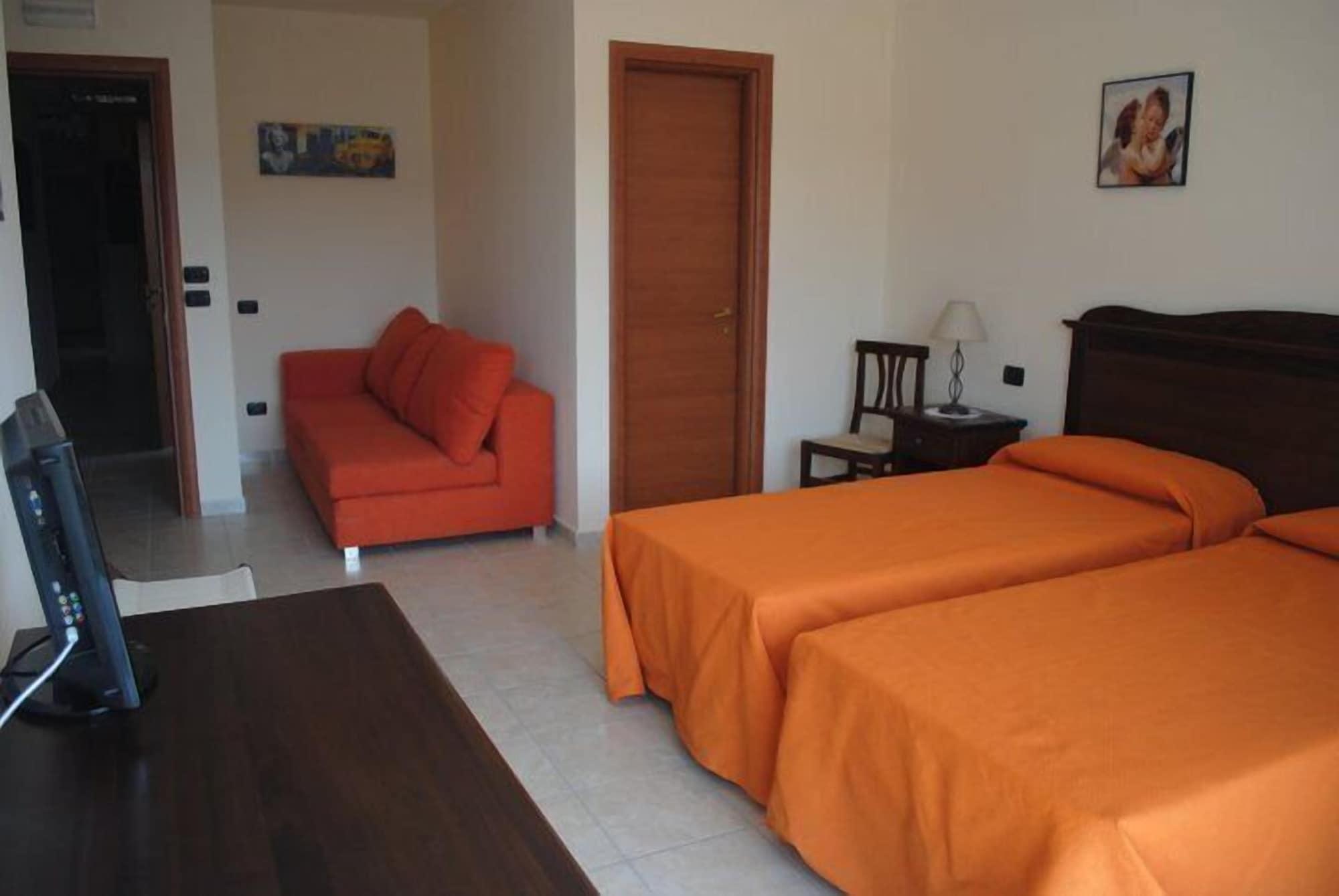 פיומפרדו די סיציליה Fiumefreddo Hotel מראה חיצוני תמונה